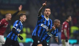 最新足球每日赛前爆料,揭秘足坛最新赛前爆料，悬念重重赛事即将开战！